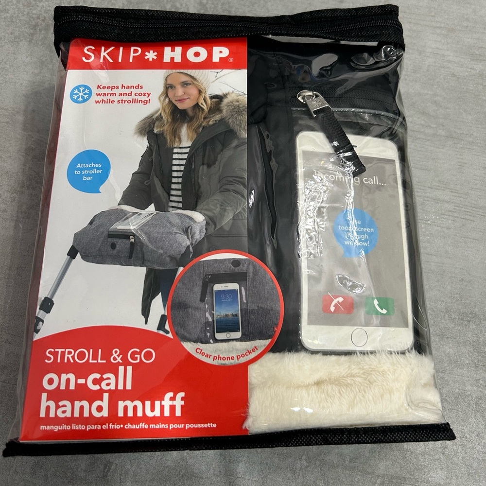 Skip hop stroll & go on the call hand muff